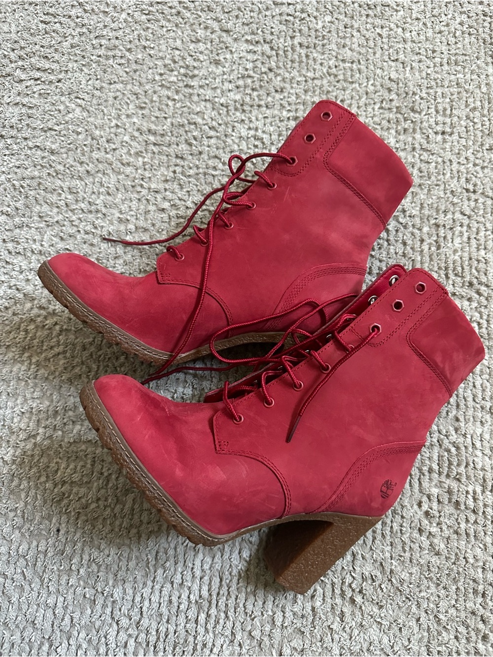Timberland Red Suede Lace-Up Women’s Ankle Boots with Block Heel